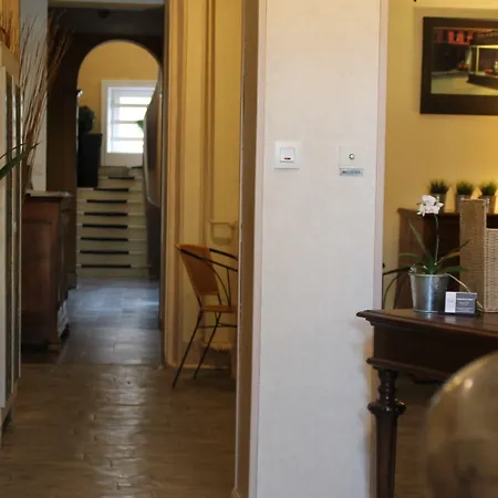 Hotel Riviere Castres (Tarn)
