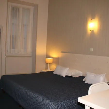 Riviere Hotel