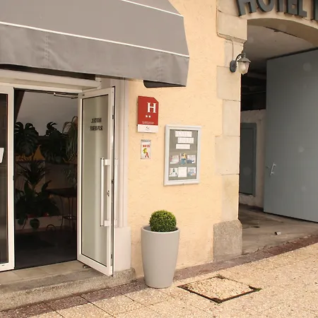 Riviere Hotel