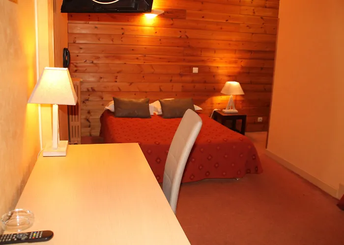 Отель Riviere 2*