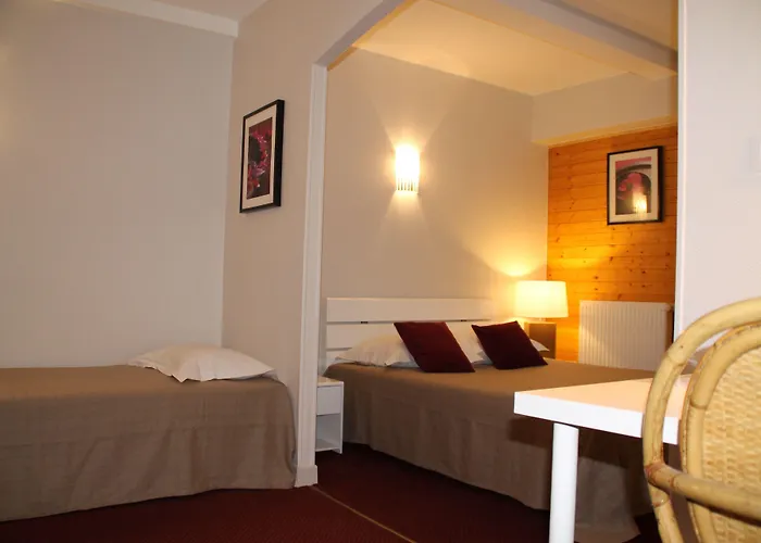 Riviere Отель Кастр