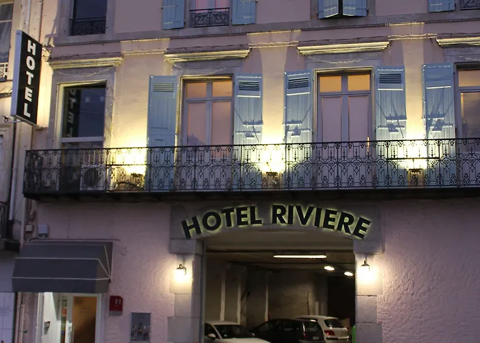 Отель Riviere 2*