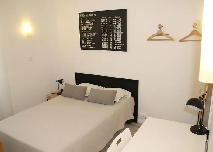 Riviere Отель Кастр