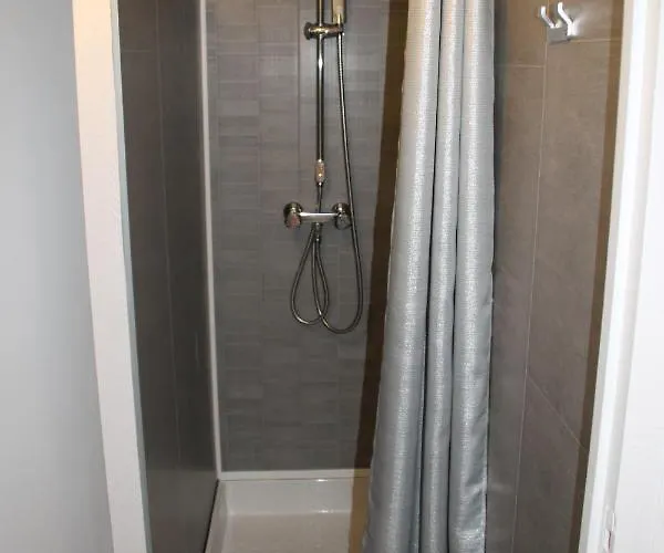 Отель Riviere 2*