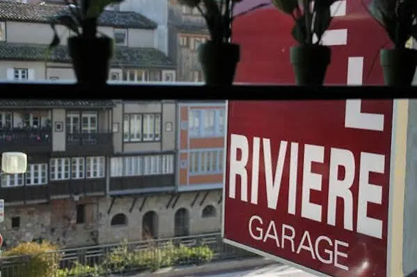 Отель Riviere Кастр