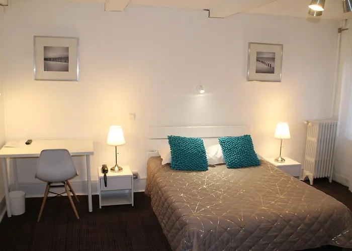 Riviere 2* Кастр